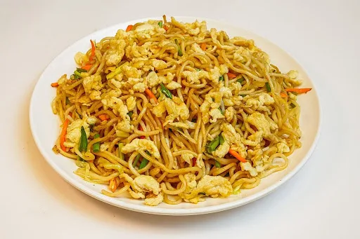 Egg Hakka Noodles