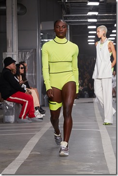 OFF--WHITE X NIKE SS19 SHOW_Look (19)