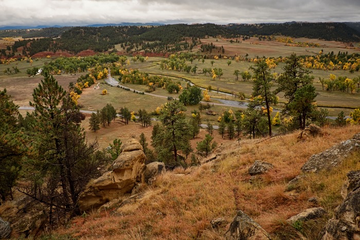 devils_tower_trail 1