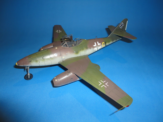 Hobby Boss 1/48 Me262A-1A (originally the Me262A-1A/U2 Nightfighter) HB80374 DSC01739