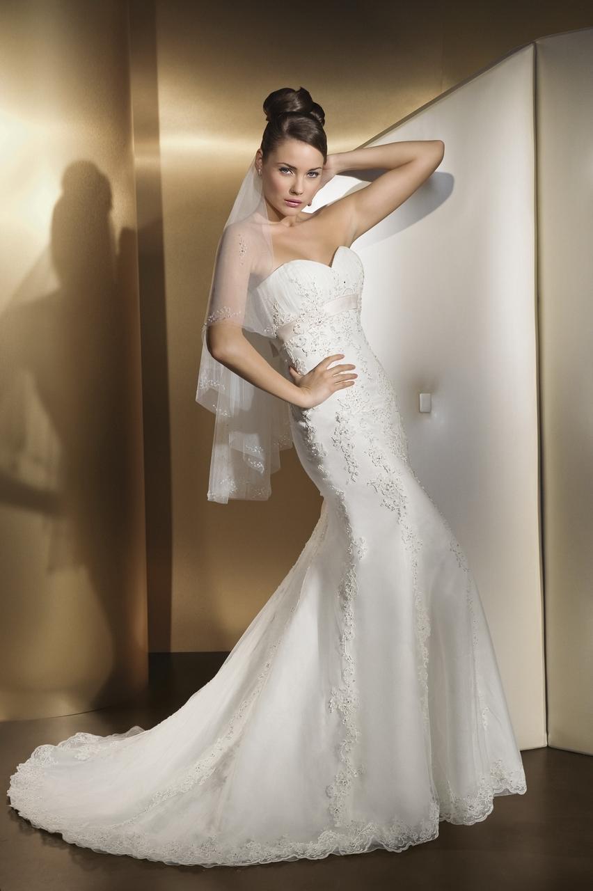 Lace Wedding Dresses Online