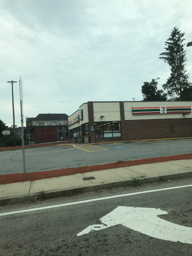 Convenience Store «7-Eleven», reviews and photos, 2 Blackstone River Rd, Worcester, MA 01607, USA