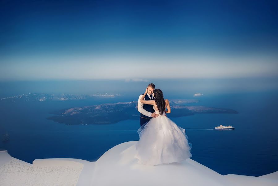 Fotografo di matrimoni Rita Szerdahelyi (szerdahelyirita). Foto del 9 novembre 2018