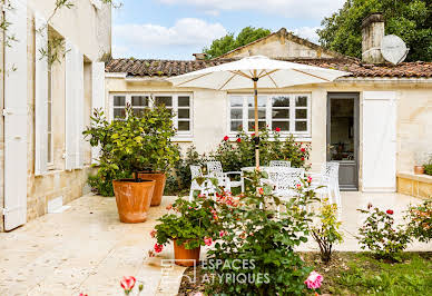 House with pool and terrace 3