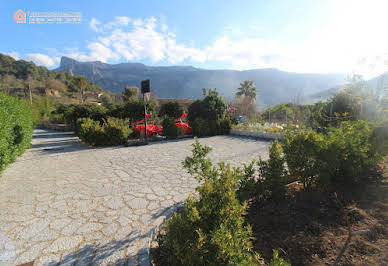 Villa with pool and terrace 5