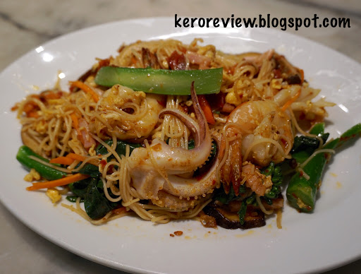 รีวิว หมี่ผัดพริกเซี่ยงไฮ้  ขนมจีบกุ้ง ชาเย็น ร้านฮั่วเซ่งฮง (CR) Review Stir fried noodles Shanghai style, shrimp dumplings and Thai milk tea at HuaSengHong Restaurant, Thailand.