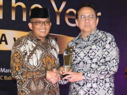 The Best Leaders of The Year, Wako Hendri Septa Sabet Penghargaan Pemberdayaan Ekonomi Kreatif