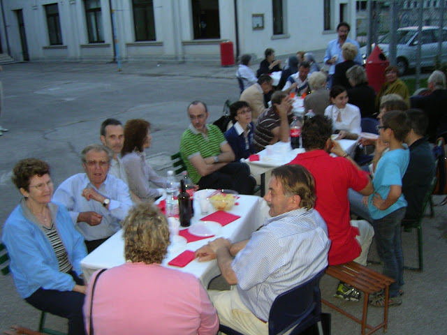 Un momento della cena parrocchiale