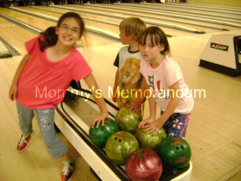 bowling balls Bowl with AMF