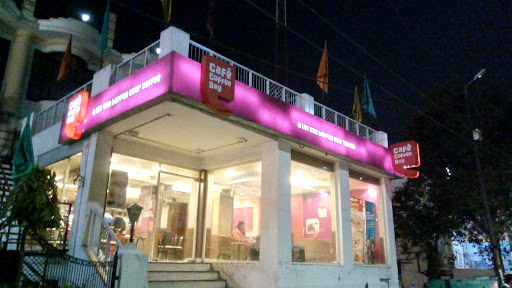 Cafe Coffee Day - Dehradun Road, Inside Hotel Clark International, Dehradun Road, Next To Mittal Nursing Home, Saharanpur, Uttar Pradesh 247001, India, Dessert_Restaurant, state UP