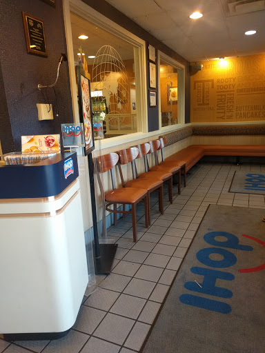 Restaurant «IHOP», reviews and photos, 15470 Annapolis Rd, Bowie, MD 20715, USA