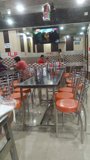 Om Fast-food, Chandracharya Chowk Opp City Hospital, Haridwar Main Road, Haridwar, Uttarakhand 249407, India, Restaurant, state UK