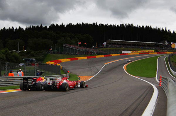 Eau Rouge en Spa-Francorchamps, GP de Bélgica se alternará con Francia a partir de 2013