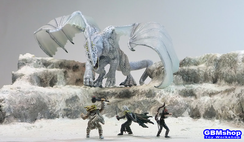 The Legend of Drizzt - IcingDeath - Dungeons & Dragons miniatures diorama scenery, Gargantuan White Dragon, IcingDeath, fighting with Drizzt - Drow ranger, Wulfgar - Human Barbarian and Cattie-Brie - Human Archer in snow mountain