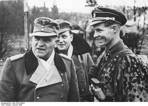 파일:external/lh5.ggpht.com/Bundesarchiv_Bild_183-J28625%25252C_Sepp_Dietrich.jpg