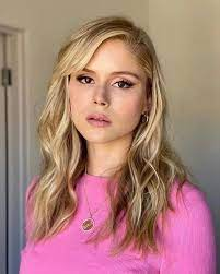 Erin Moriarty Net Worth, Age, Wiki, Biography, Height, Dating, Family, Career