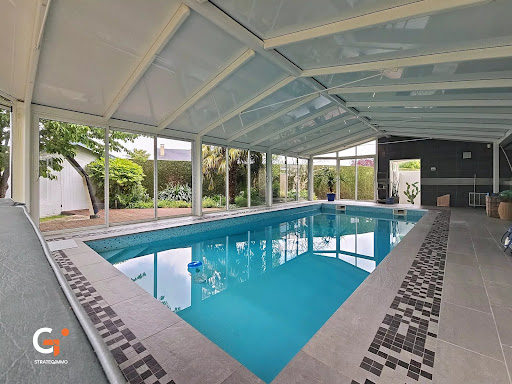 House with pool and garden 1