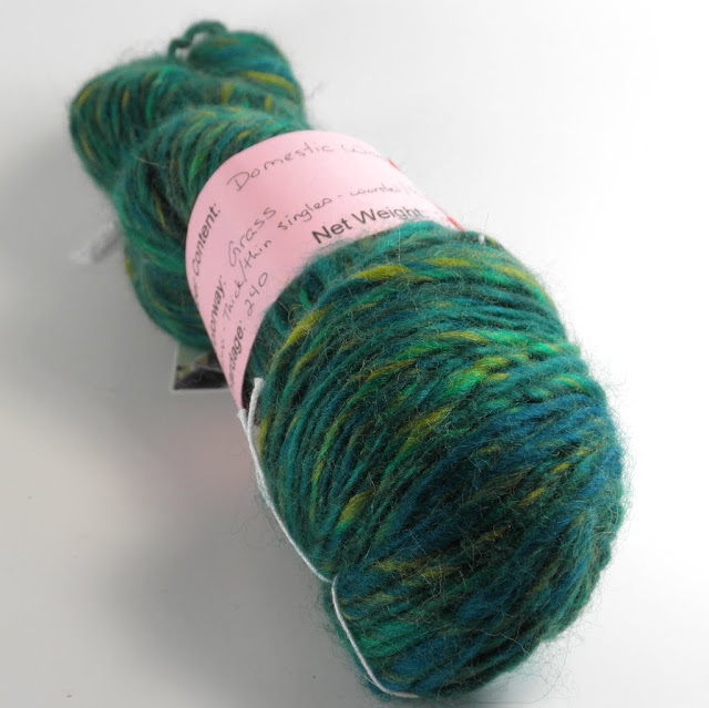 Handspun yarn, Grass, Singles