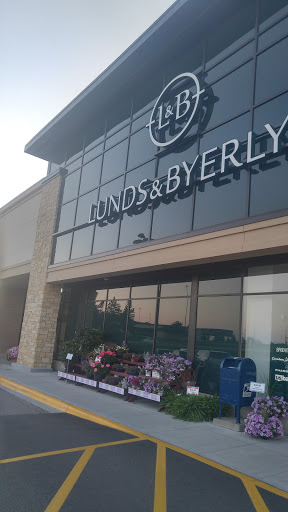 Grocery Store «Lunds & Byerlys Eden Prairie», reviews and photos, 970 Prairie Center Dr, Eden Prairie, MN 55344, USA