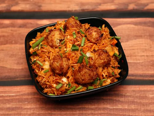 Veg Schezwan Rice With Veg Manchurian