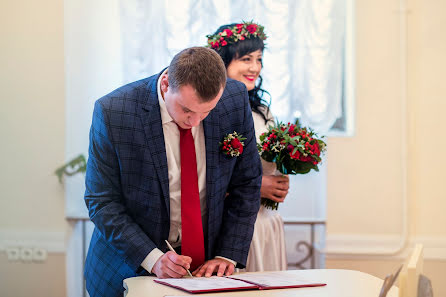 Wedding photographer Natalya Sidorovich (zlatalir). Photo of 20 November 2016