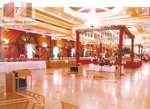 indoor wedding decorations