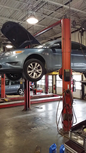 Auto Repair Shop «Car-X Tire & Auto Woodbury», reviews and photos, 1480 Weir Dr, Woodbury, MN 55125, USA