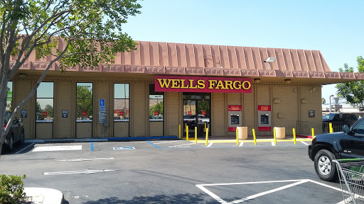 Bank «Wells Fargo Bank», reviews and photos