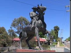 171031 014 Uralla Captain Thunderbolt