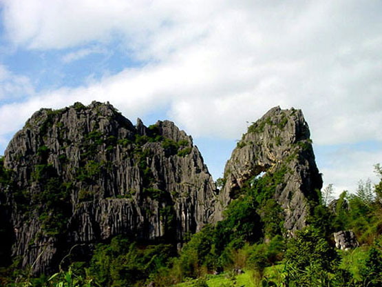 สวนหินผางาม หรือคุนหมิงเมืองไทย จังหวัดเลย