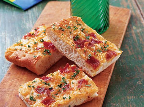 Swiss Cheese Bread Wedges_image