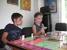 L: "Aprendemos a jugar el juego didáctico sobre los negocios "El flujo del dinero para niños"