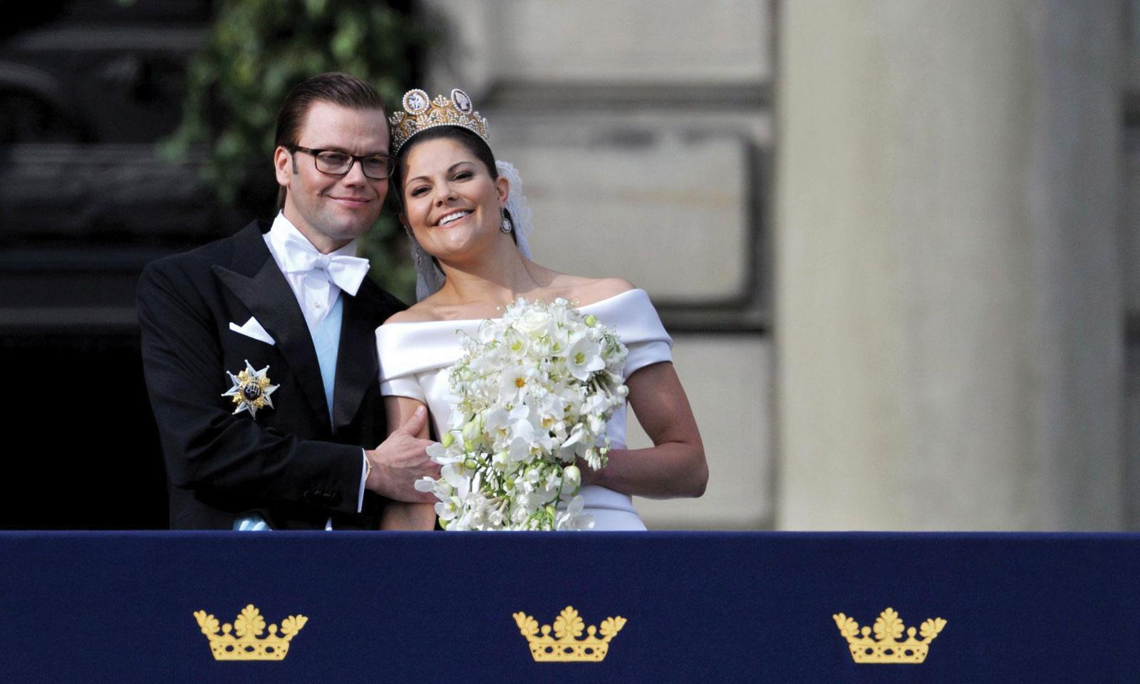 smile after their wedding