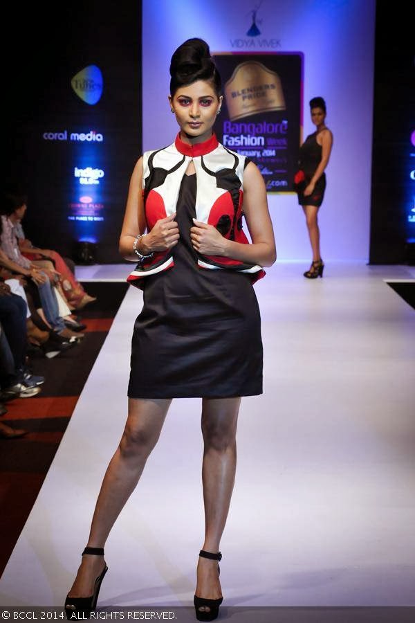 Model walks the ramp in a Vidya Vivek creation during Blenders Pride Bangalore Fashion Week.