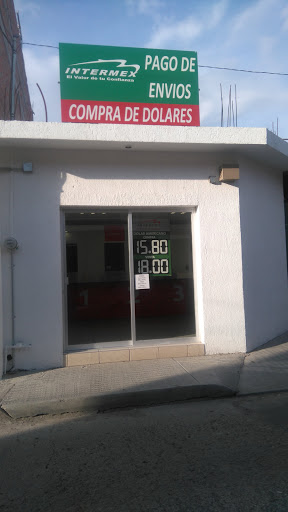 Compartamos Banco Sucursal Juventino Rosas, Calle José Ma. Morelos 203, Zona Centro, 38240 Juventino Rosas, Gto., México, Banco | GTO