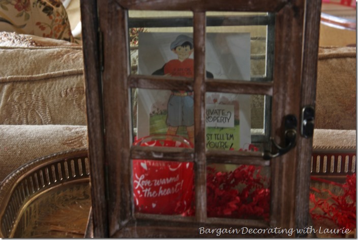 Valentine Decor-Bargain Decorating with Laurie