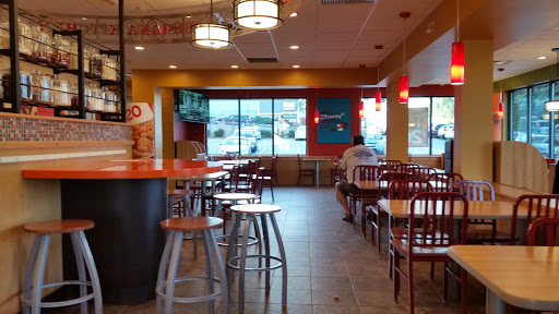 Chicken Restaurant «Popeyes Louisiana Kitchen», reviews and photos, 141 Daniel Webster Hwy, Nashua, NH 03062, USA