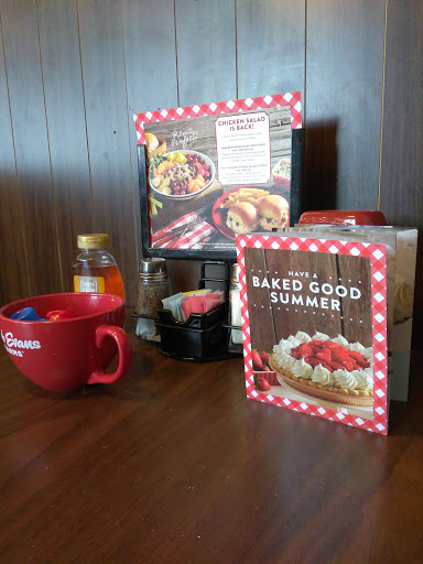 Family Restaurant «Bob Evans», reviews and photos, 29335 US Hwy 19 N, Clearwater, FL 33761, USA