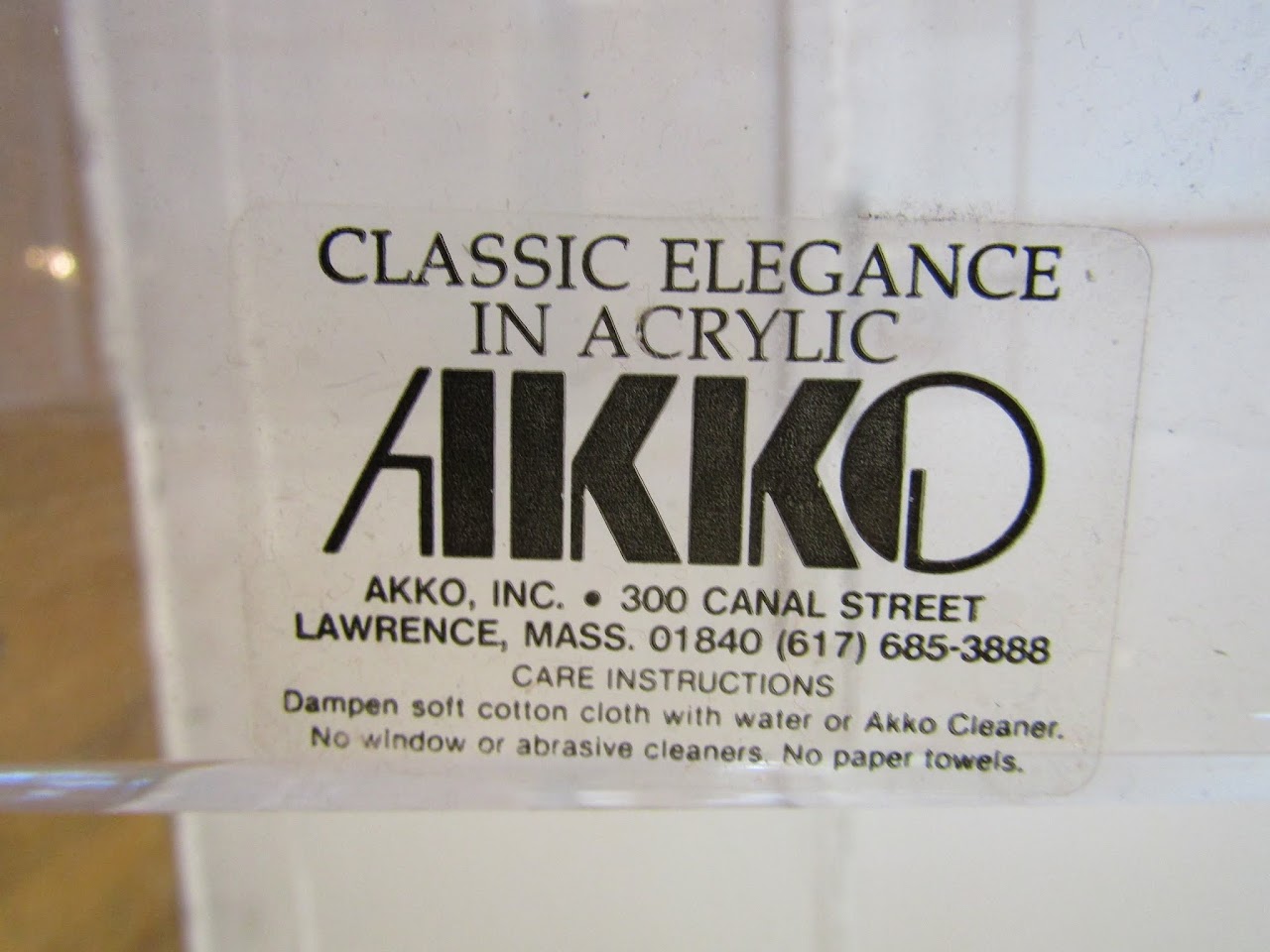 AKKO Lucite Cart