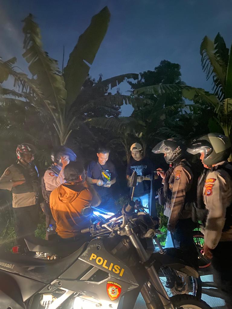 Polres Cilegon Laksanakan Blue Light Patrol Malam Hari, Guna Cegah Gangguan Kamtibmas