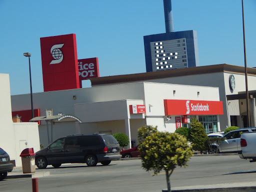 Scotiabank, México 1, Carlos Pacheco 8, Zona 4, 22890 Ensenada, B.C., México, Ubicación de cajero automático | BC