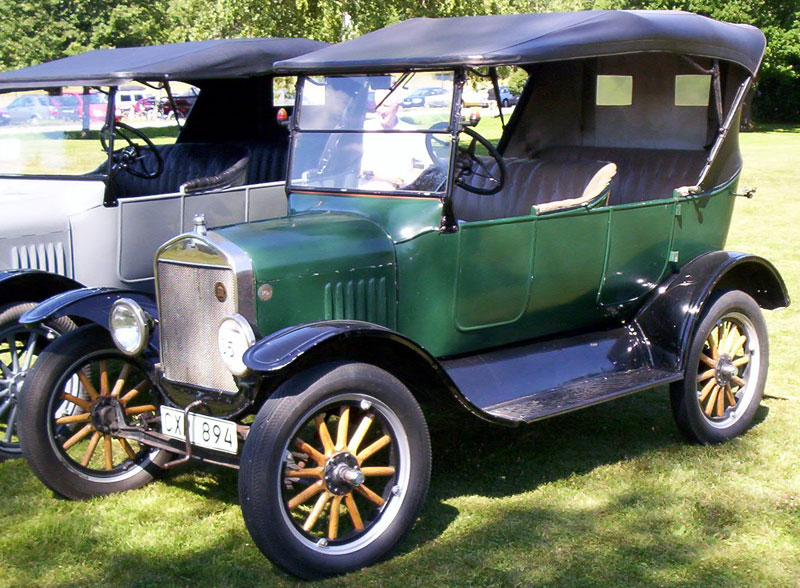 파일:external/upload.wikimedia.org/1924_Ford_Model_T_Touring_CX_894.jpg