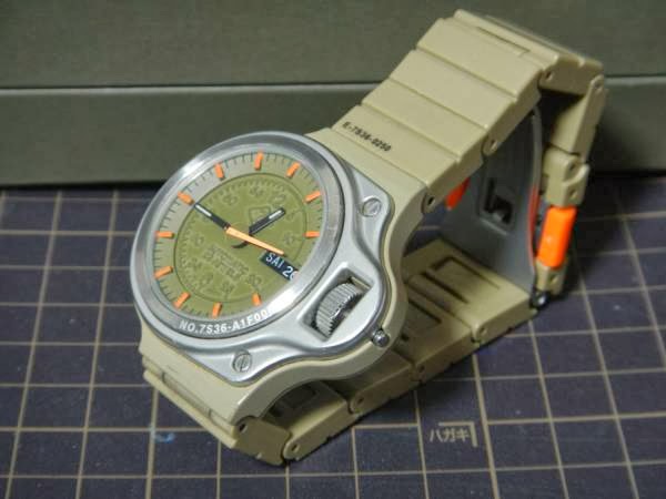 Vintage Watches: Seiko AWAQ005 Cabane de Zucca Dashboard