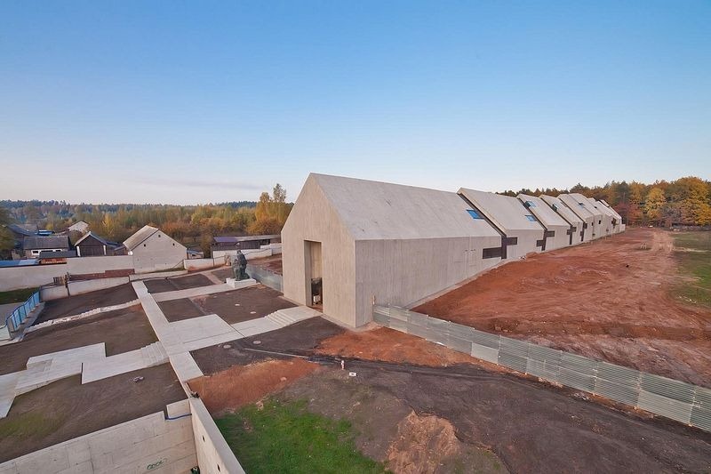 mausoleum-martyrdom-of-polish-villages-1