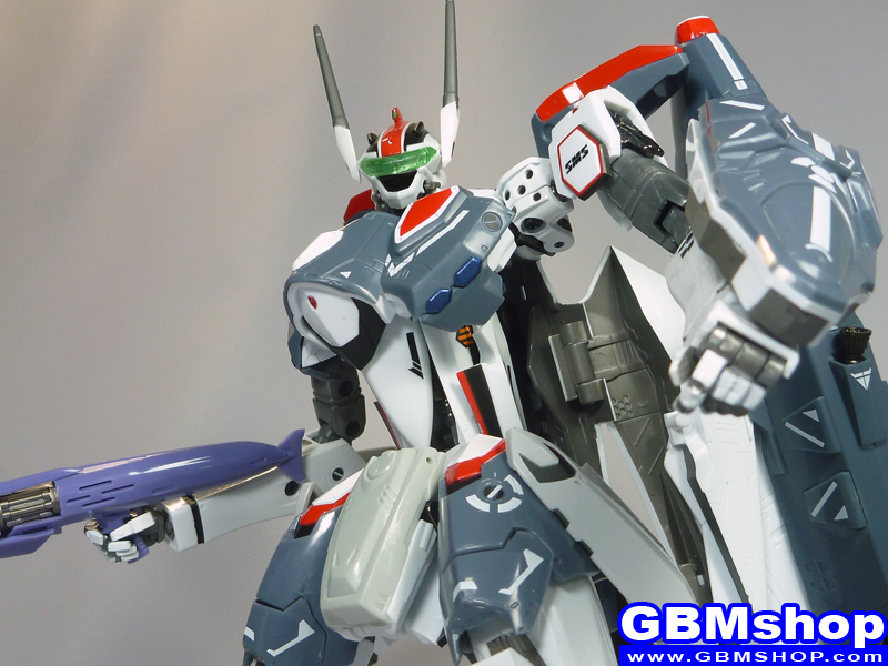 Macross Frontier VF-25F Super Messiah Battroid Mode Renewal Version