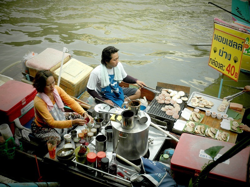 bangkok-floating-market-11