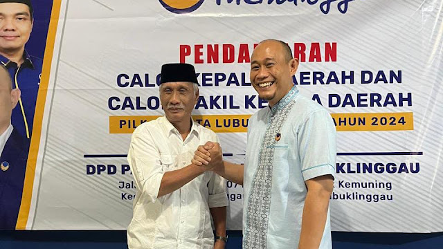 Dengan Niat Baik "Bismillah" H. Rustam Effendi Ambil Berkas Bacakada di DPD NasDem Kota Lubuk Linggau