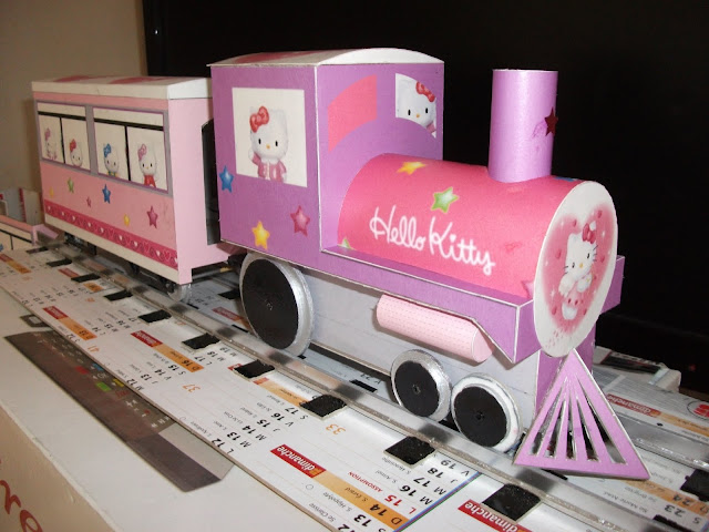 Un petit train hello kitty a la demande de ma fille... DSCF1562