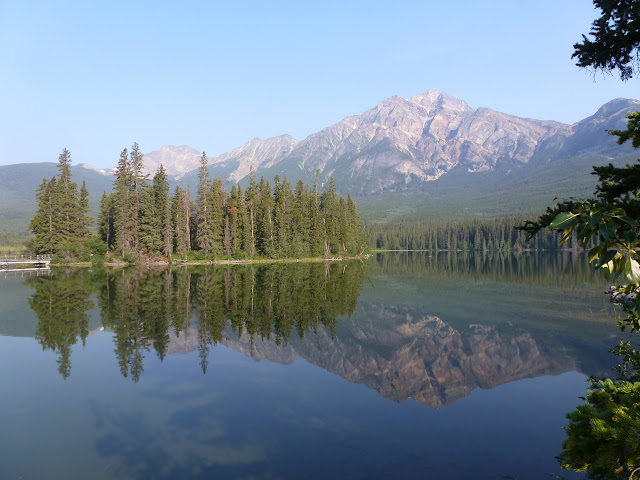 Jasper. Lago Pyramid, Edith Cavell y Glacier Angels, Five Lake, Sky Tram. 7 de J - LAS ROCOSAS DE CANADA. YELLOWSTONE Y GRAND TETON. (3)