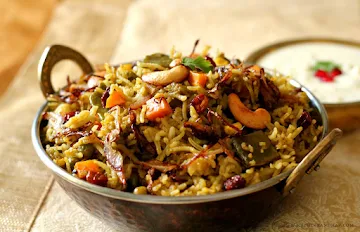 best-biryani-outlets-pune-Khiva